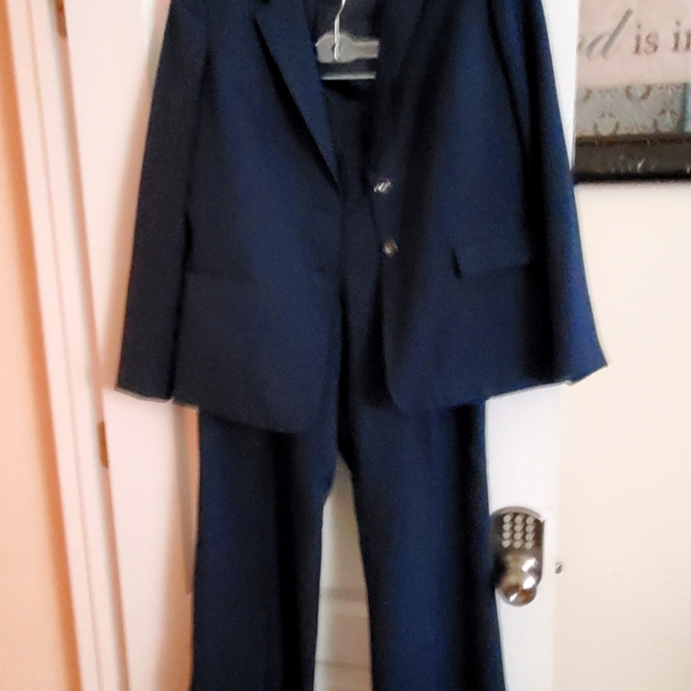Suit